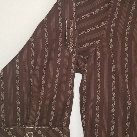 The North Face 3/4 Sleeve Cotton Shirt - Picture 6 of 9